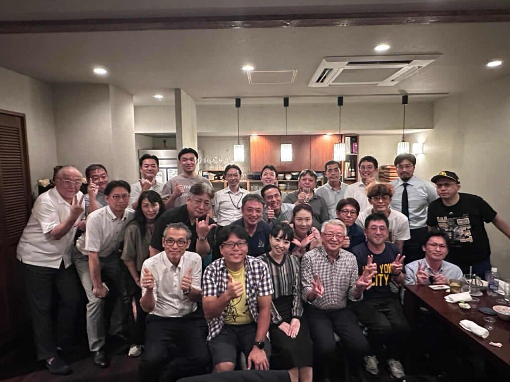 虎ノ門・Imakaraにて閉会後の集合写真。